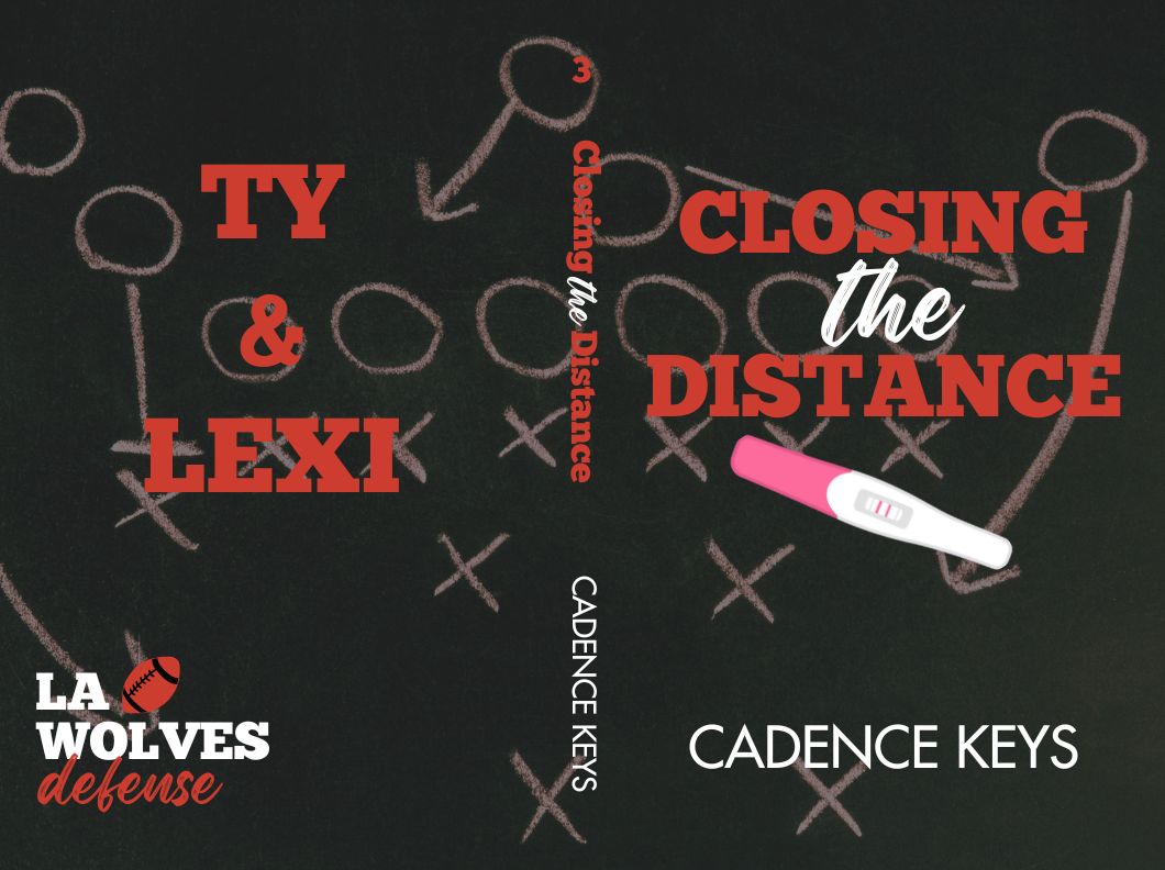 Closing the Distance (DISCREET PAPERBACK)
